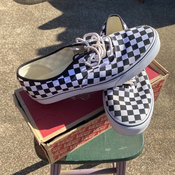 Vans Custom ‘Checkerboard Era’ - Picture 2 of 3